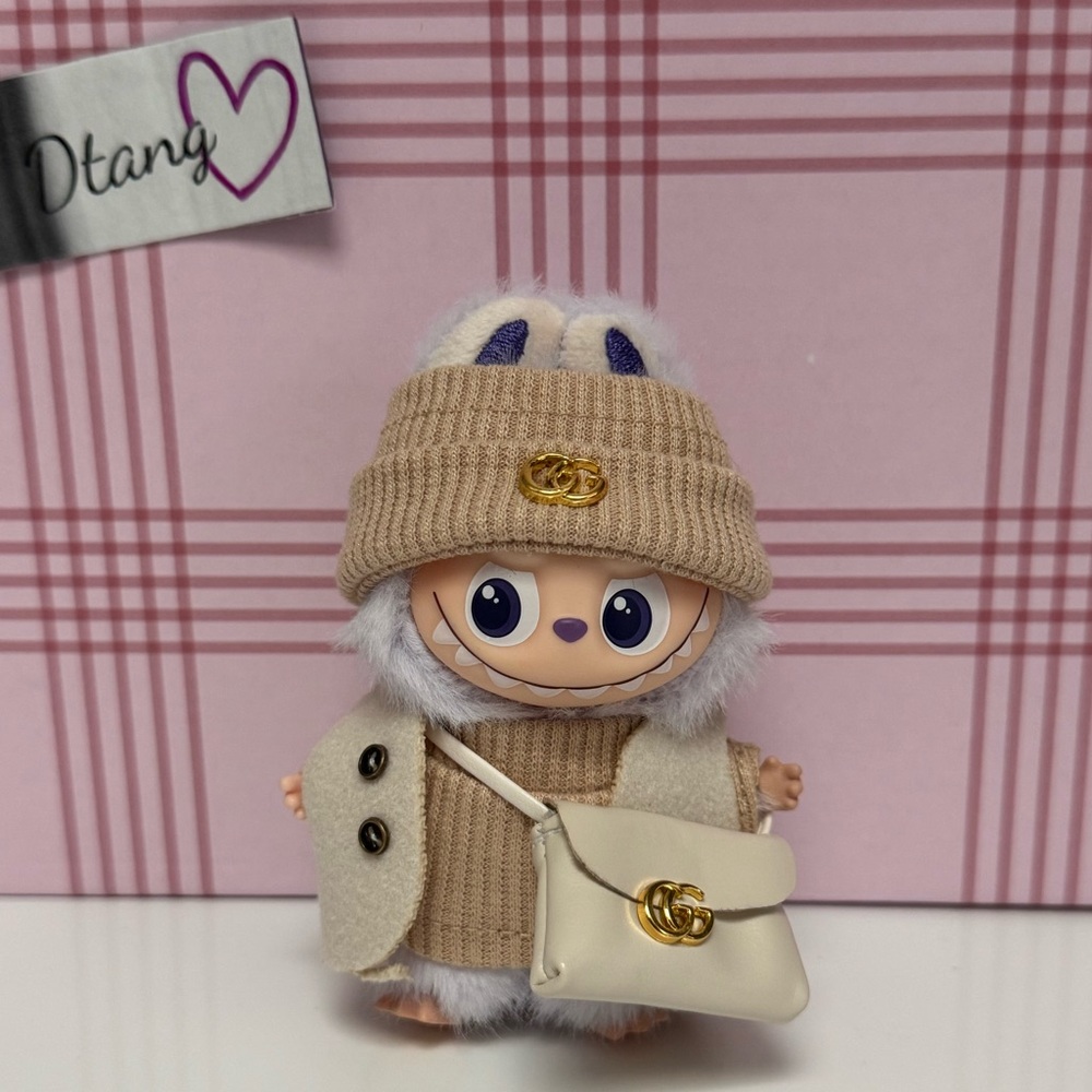Labubu v4 gg outfit